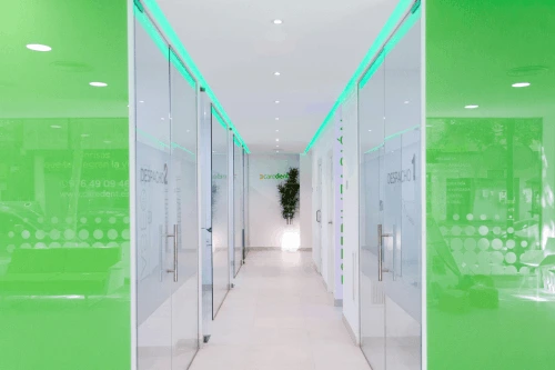 Clínica dental grande